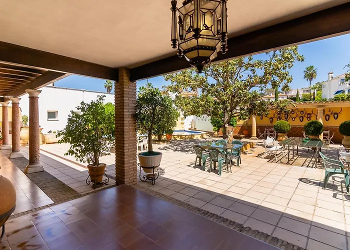 מלון Arruzafa 2*