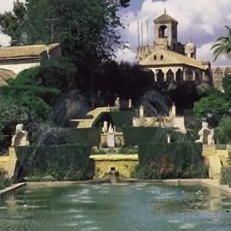 Ξενοδοχείο Arruzafa 2*