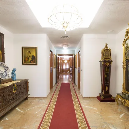 Arruzafa Hotel 2*